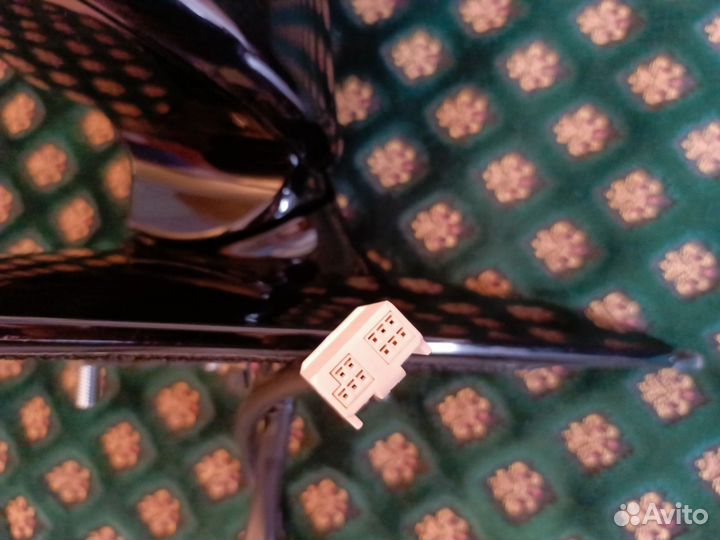 Зеркало левое