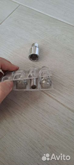 Колесные болты renault