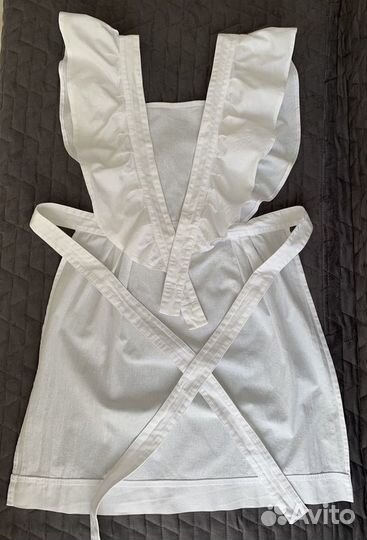 Белый фартук на последний звонок