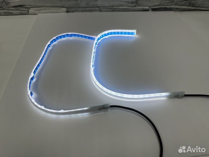 Дневные ходовые огни бегущие поворотники
