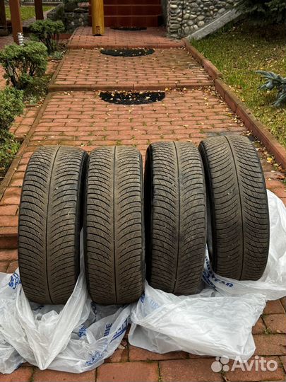Michelin Pilot Alpin 5 SUV 235/55 R19 105V