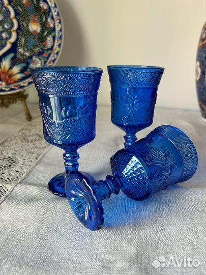 Винные бокалы