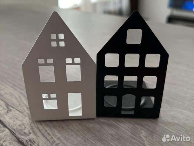 Минималистичные подставки для свеч в виде домиков