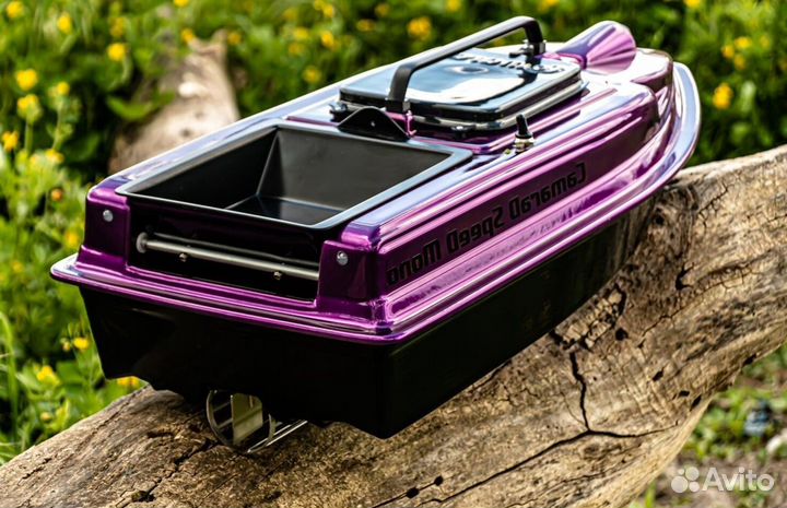 Прикормочный карповый кораблик CamaraD Mono