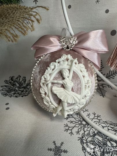 Елочные игрушки