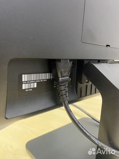 Монитор Dell 22дюйма