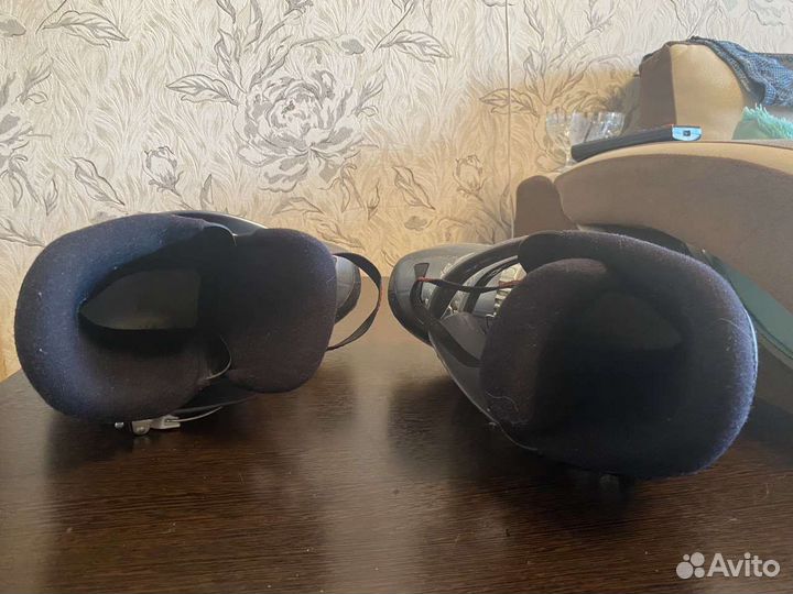 Ботинки горнолыжные