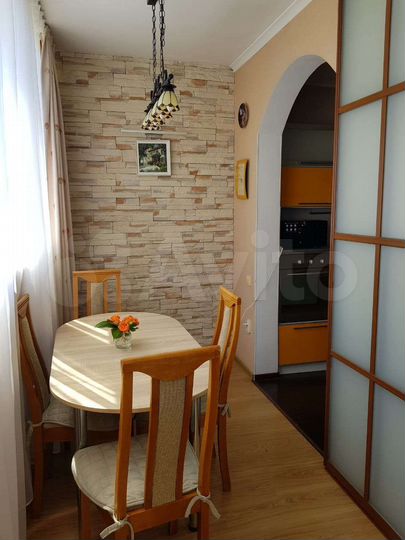 3-к. квартира, 90 м², 3/17 эт.