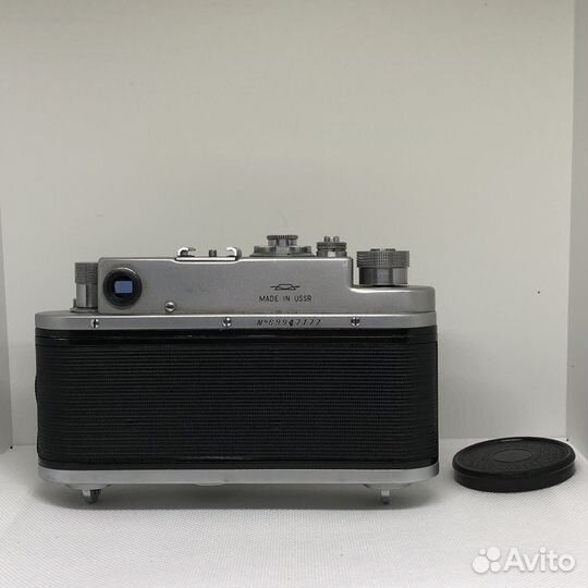 Пленочный фотоаппарат Зорький-4