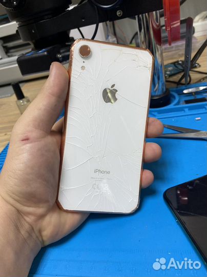 Замена задних стекол iPhone 8/8plus/X/Xs/XsMax/11