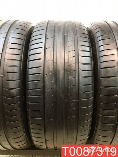 Pirelli P Zero PZ4 255/40 R21 101R