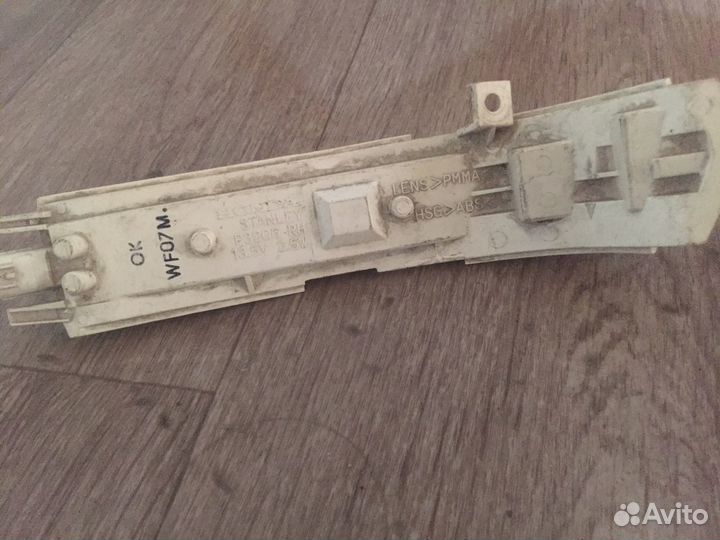 Поворотник с зеркала Honda Accord 7