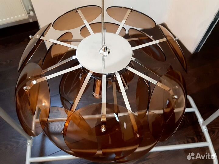 Люстры потолочные новые