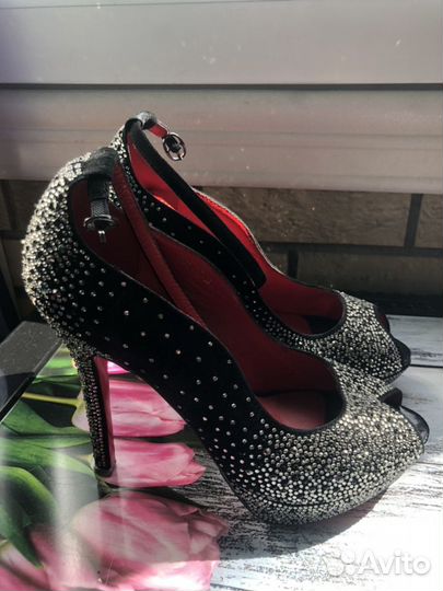 Космические туфельки