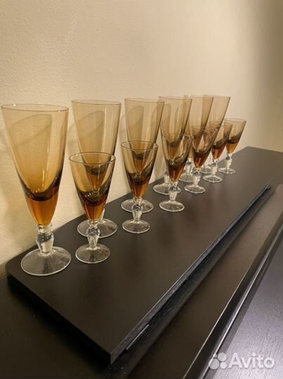 Бокалы фужери и рюмки