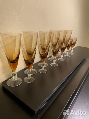 Бокалы фужери и рюмки