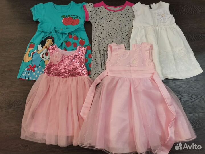 Пакет одежды на девочку 98-104