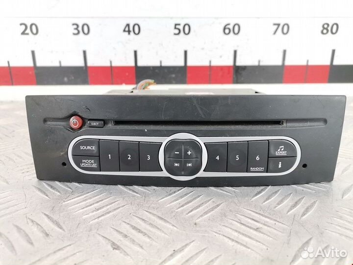 Магнитола для Renault Laguna 2 8200607909