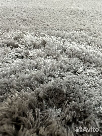 Ковер шерстяной,пушок