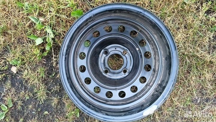 Диск штампованный r15 Nissan