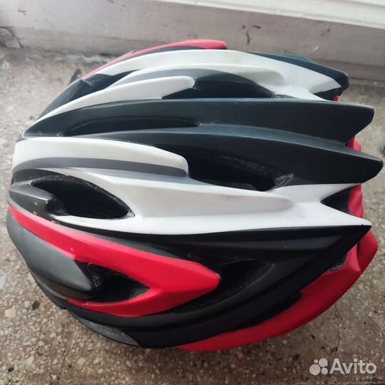 Велошлем взрослый