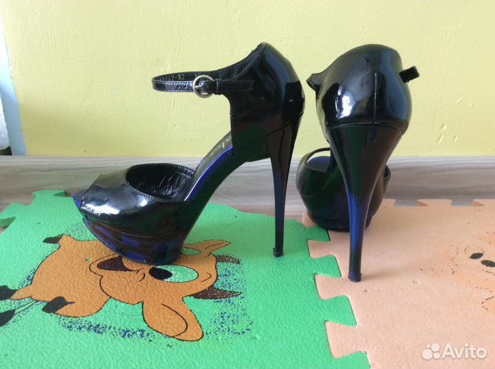 Кожаные туфли