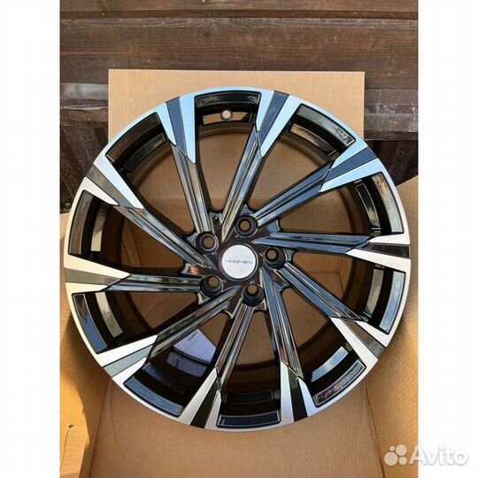 Диски 1901 7.5/19 5x114.3 ET49.5 d67.1 BLF