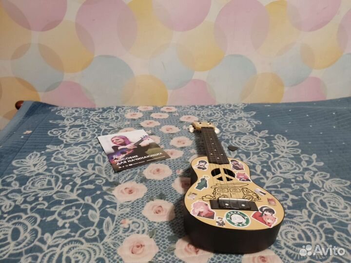 Гитара укулеле