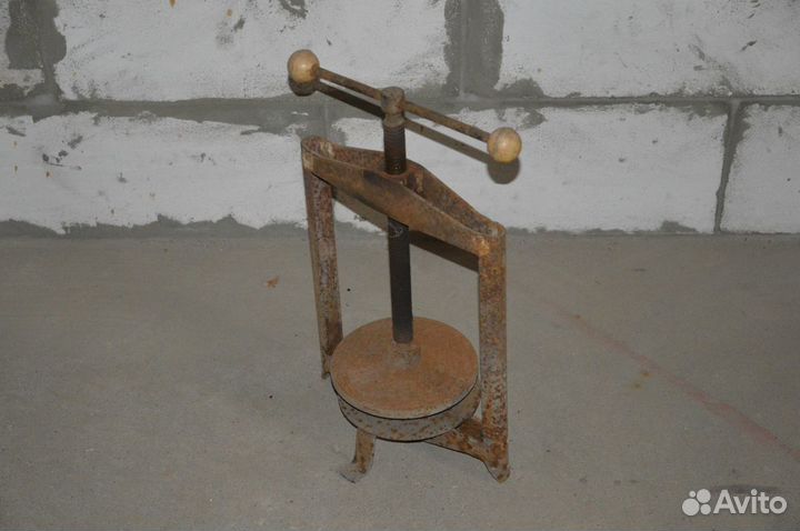 Соковыжималка (ручной винтовой пресс). Бесп. дост