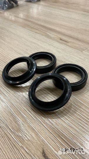 Сальники вилки 39*52*11