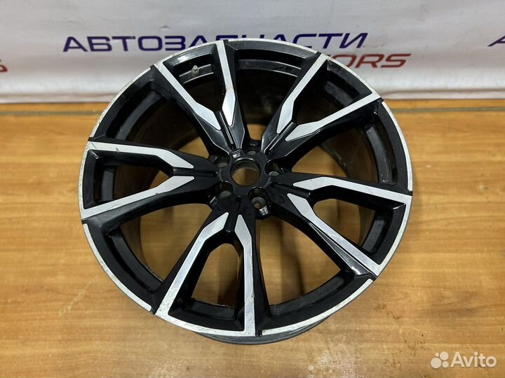 BMW X7 G07 Литой диск R22 М пакет