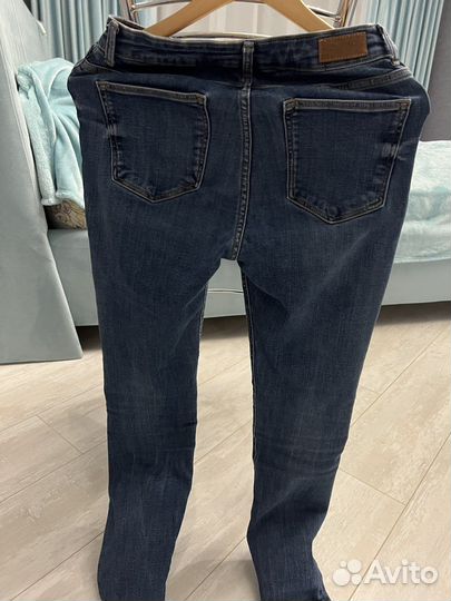 Джинсы bershka