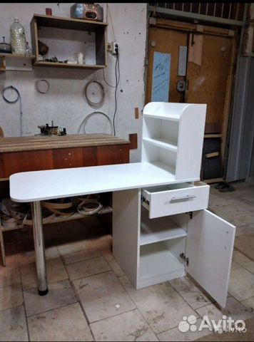 Стол для маникюра