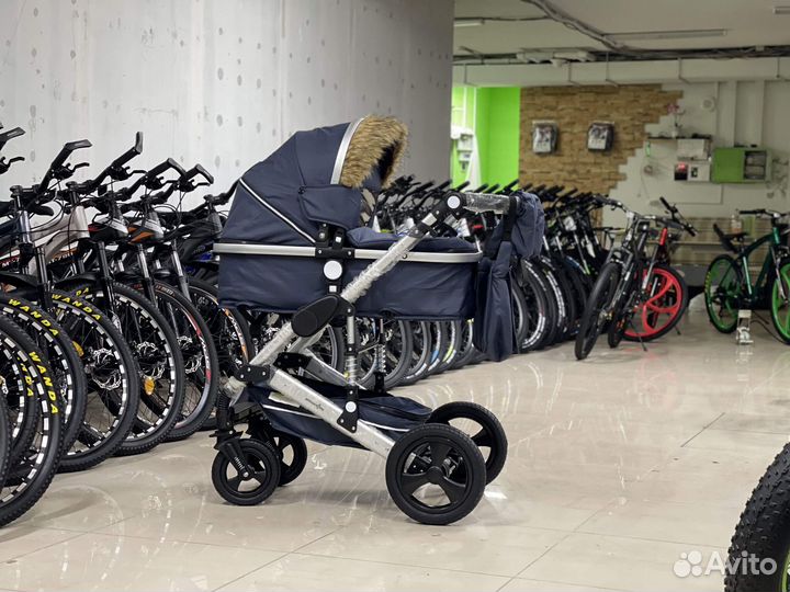 Коляска для новорожденных
