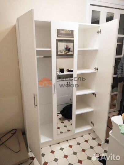 Шкаф распашной