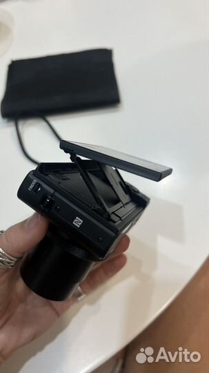 Фотоаппарат Sony DSC RX100M5A