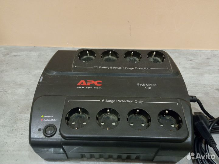 Бесперебойник ибп APC Back-UPS ES 700