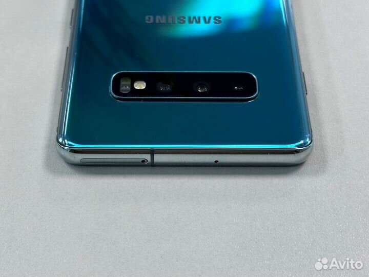 Samsung Galaxy S10+, 8/128 ГБ