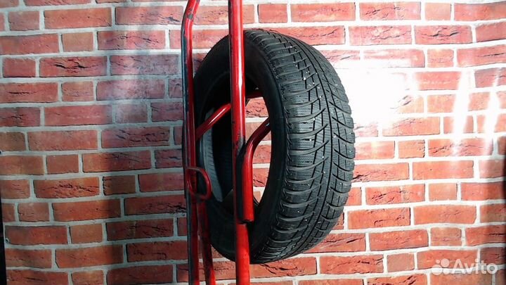 Bridgestone Blizzak LM-001 205/60 R16 92H