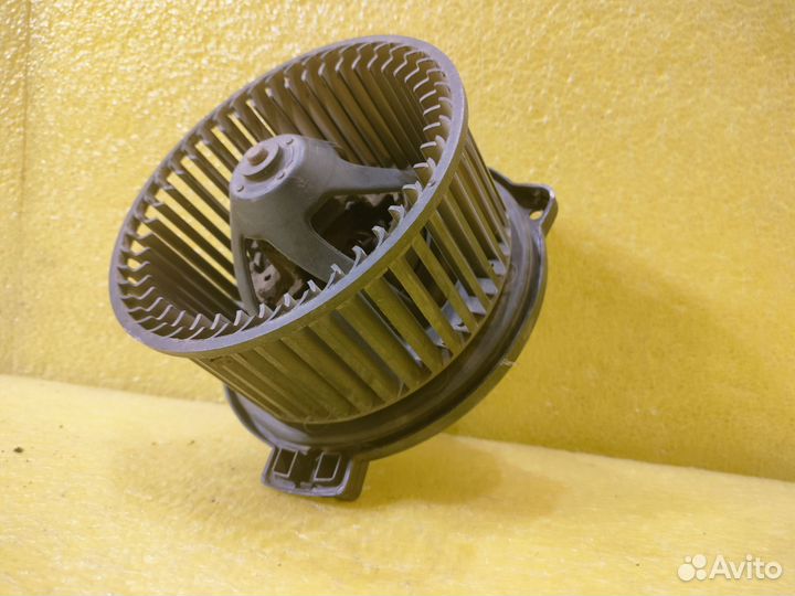 VW Pointer мотор печки