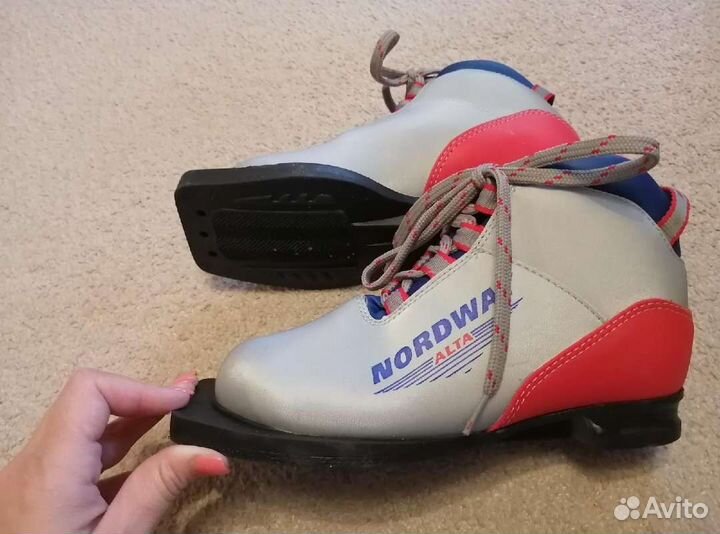 Лыжные ботинки 33размер