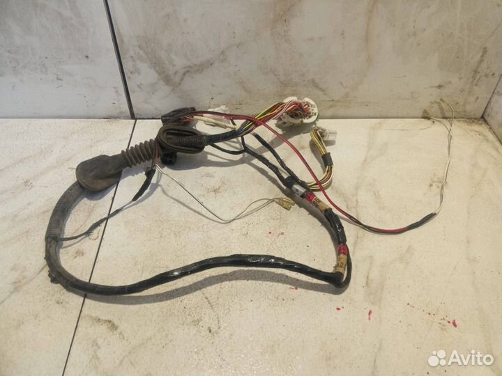 Проводка двери передней левой Ford Escape 2001