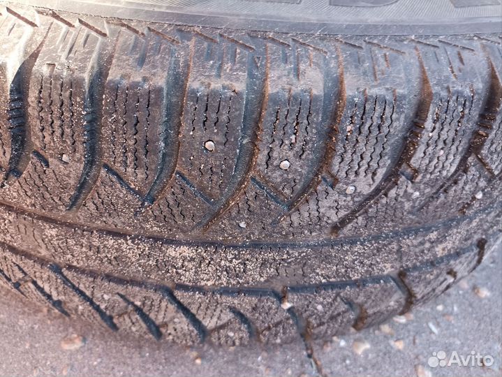 Bridgestone Ice Cruiser 7000 265/65 R17 116T