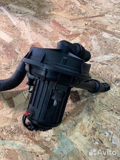 Насос вторичного воздуха Audi A6 C6 седан 2.8 CCE