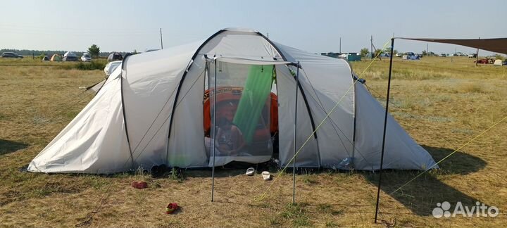 Палатка туристическая 6 местная