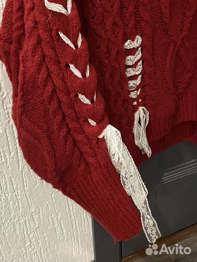 Свитер красный с рюшами, XXL