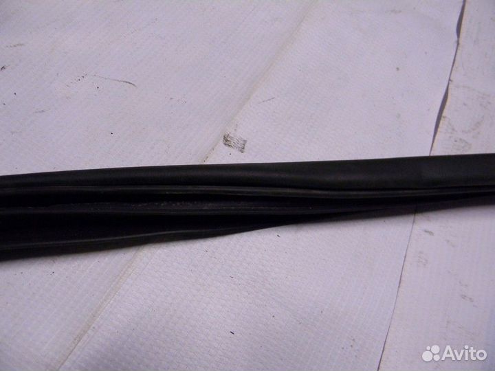 Уплотнитель (внутри) Sonata VI 2010-2014