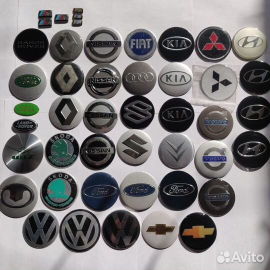 Наклейка на заглушку диски