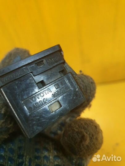 Блок управления зеркалами toyota тойота corolla ко