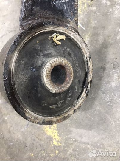 Hyundai getz подушка двигателя